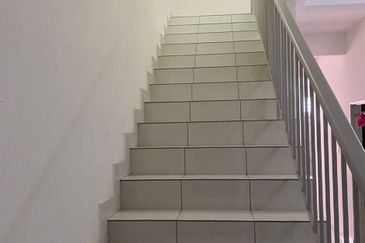 (INTERMEDIATE) 2 Storey Jalan Bangau, Taman Bentara, Telok Panglima Garang