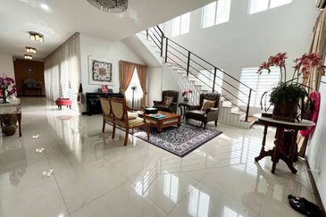 (GATED GUARDED)(SPACIOUS UNIT) 2 Storey Bungalow USJ Avenue, USJ Heights