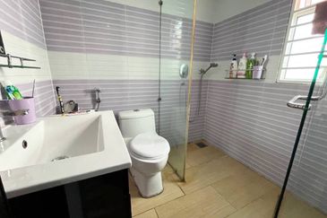 (GATED GUARDED)(SPACIOUS UNIT) 2 Storey Bungalow USJ Avenue, USJ Heights