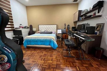 (GATED GUARDED)(SPACIOUS UNIT) 2 Storey Bungalow USJ Avenue, USJ Heights