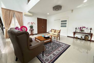 (GATED GUARDED)(SPACIOUS UNIT) 2 Storey Bungalow USJ Avenue, USJ Heights