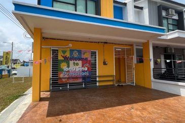 (WELL KEPT UNIT) Corner Lot 2 Storey Saujana Perdana, Saujana Utama, Sungai Buloh