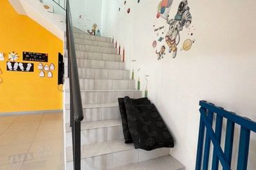 (WELL KEPT UNIT) Corner Lot 2 Storey Saujana Perdana, Saujana Utama, Sungai Buloh