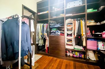 (FACING OPEN)(GATED GUARDED) 2.5 Storey Semi-D, Kemensah Mewah, Ampang