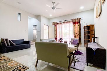 (GATED GUARDED) 2 Storey House, Nada Alam, Seri Pajam Mantin 