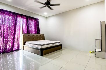 (GATED GUARDED) 2 Storey House, Nada Alam, Seri Pajam Mantin 