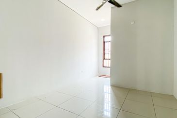 (GATED GUARDED) 2 Storey House, Nada Alam, Seri Pajam Mantin 