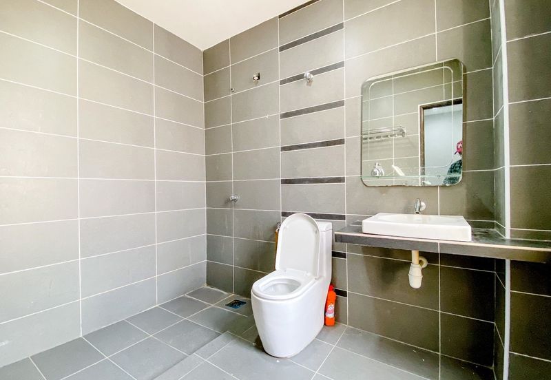 (GATED GUARDED) 2 Storey House, Nada Alam, Seri Pajam Mantin 