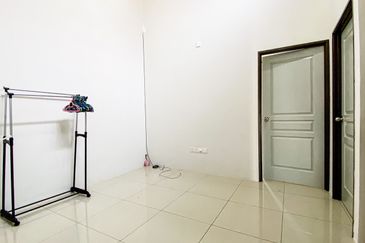 (GATED GUARDED) 2 Storey House, Nada Alam, Seri Pajam Mantin 