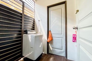 (GATED GUARDED) 2 Storey House, Nada Alam, Seri Pajam Mantin 