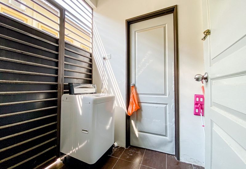 (GATED GUARDED) 2 Storey House, Nada Alam, Seri Pajam Mantin 