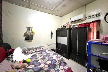 (LOW COST) Single Storey Intermediate Taman Sri Medan, Telok Panglima Garang