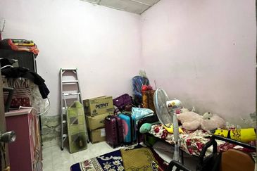 (LOW COST) Single Storey Intermediate Taman Sri Medan, Telok Panglima Garang