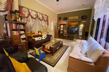 (FACING OPEN)(CUL DE SAC) Corner Lot 2 Storey Terrace Jalan Birai, Bukit Jelutong