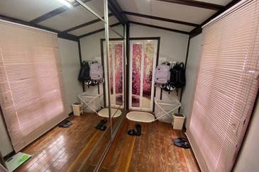 (FACING OPEN)(CUL DE SAC) Corner Lot 2 Storey Terrace Jalan Birai, Bukit Jelutong