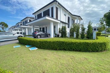 (GATED GUARDED) Corner Lot 2 Storey Bungalow Norton Garden Eco Grandeur, Puncak Alam, Selangor