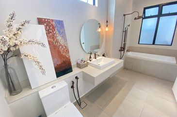 (GATED GUARDED) Corner Lot 2 Storey Bungalow Norton Garden Eco Grandeur, Puncak Alam, Selangor