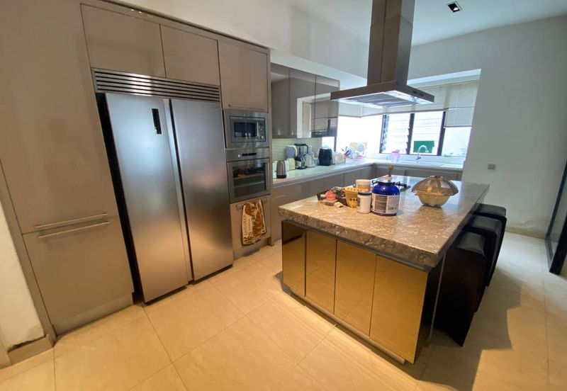 (PRIVATE LIFT)(ROOFTOP) 3 Storey Semi-D Lumina Kiara, Mont Kiara Kuala Lumpur