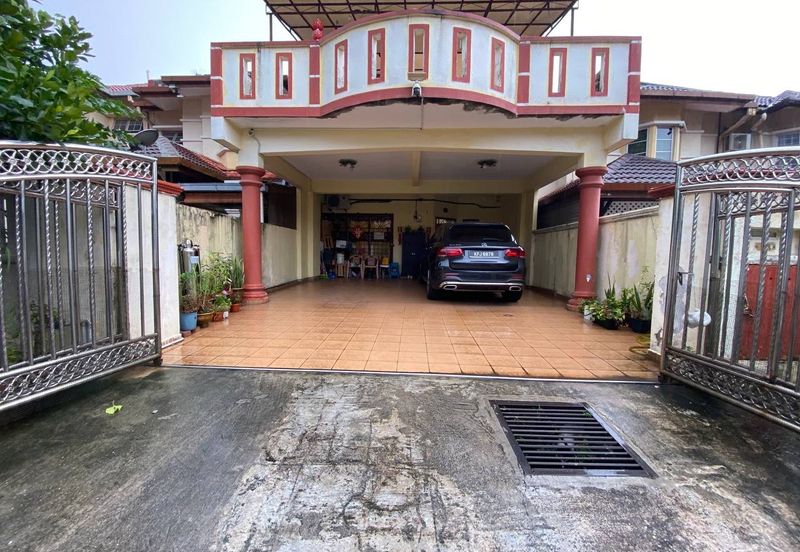 (SPACIOUS)(FULLY EXTENDED) Renovated 2 Storey Terrace Damai Bakti, Alam Damai Cheras