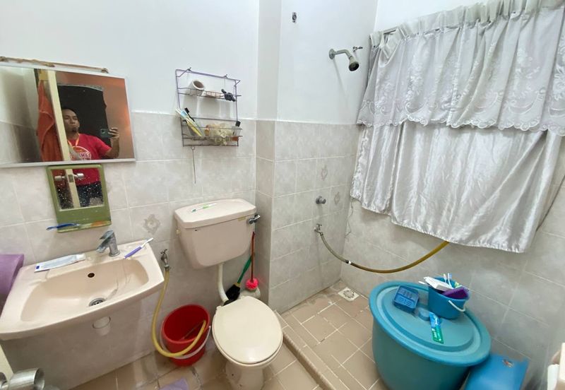 (SPACIOUS)(FULLY EXTENDED) Renovated 2 Storey Terrace Damai Bakti, Alam Damai Cheras