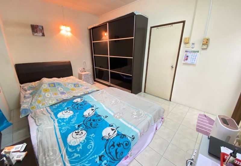 (SPACIOUS)(FULLY EXTENDED) Renovated 2 Storey Terrace Damai Bakti, Alam Damai Cheras