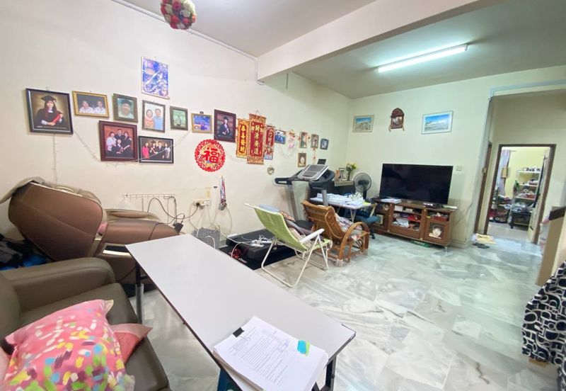 (SPACIOUS)(FULLY EXTENDED) Renovated 2 Storey Terrace Damai Bakti, Alam Damai Cheras