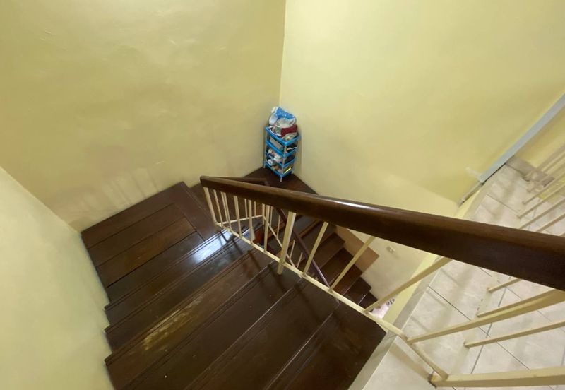 (SPACIOUS)(FULLY EXTENDED) Renovated 2 Storey Terrace Damai Bakti, Alam Damai Cheras