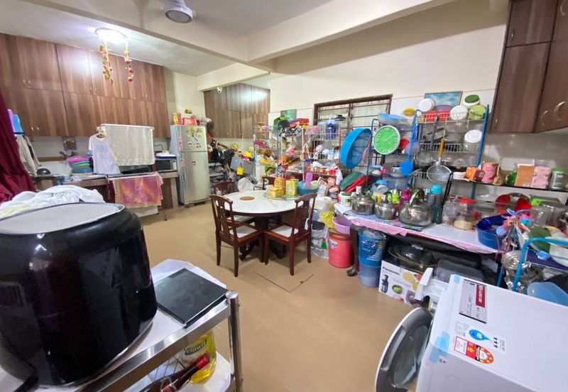 (SPACIOUS)(FULLY EXTENDED) Renovated 2 Storey Terrace Damai Bakti, Alam Damai Cheras