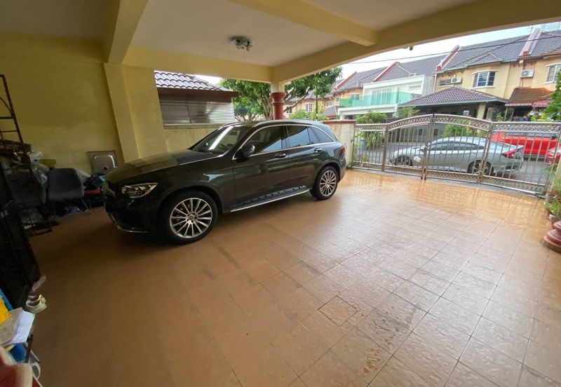 (SPACIOUS)(FULLY EXTENDED) Renovated 2 Storey Terrace Damai Bakti, Alam Damai Cheras