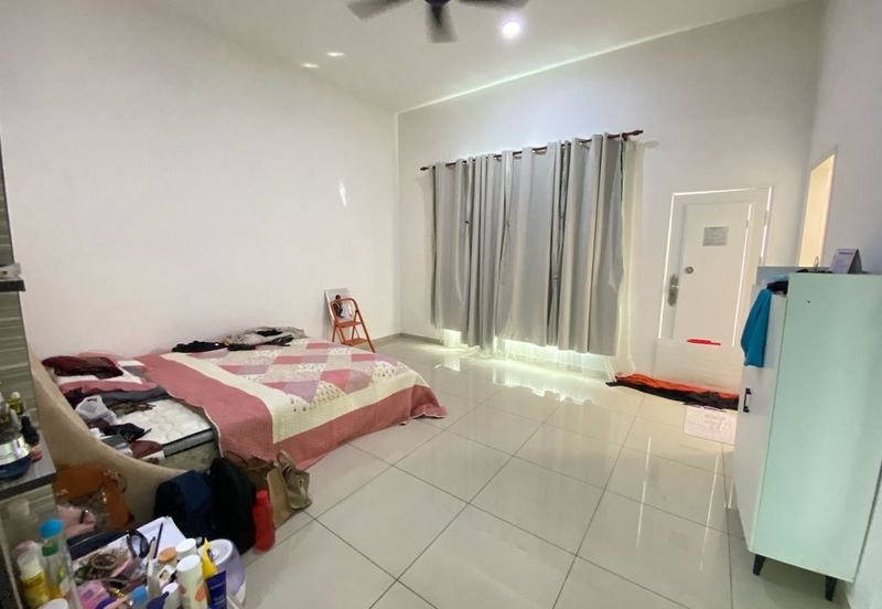 (GATED GUARDED) 2 Storey Terrace Cadena Type Ara Sendayan, Bandar Baru Sri Sendayan, Seremban