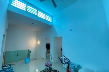 (GATED GUARDED) 2 Storey Terrace Cadena Type Ara Sendayan, Bandar Baru Sri Sendayan, Seremban