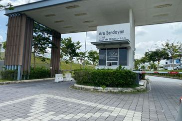 (GATED GUARDED) 2 Storey Terrace Cadena Type Ara Sendayan, Bandar Baru Sri Sendayan, Seremban