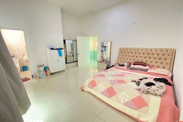 (GATED GUARDED) 2 Storey Terrace Cadena Type Ara Sendayan, Bandar Baru Sri Sendayan, Seremban