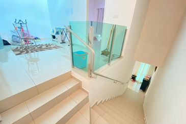 (GATED GUARDED) 2 Storey Terrace Cadena Type Ara Sendayan, Bandar Baru Sri Sendayan, Seremban