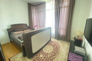 (GATED GUARDED)(BALCONY) Temasya Kasih Condominium, Glenmarie Shah Alam