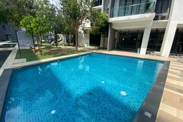 (GATED GUARDED)(BALCONY) Temasya Kasih Condominium, Glenmarie Shah Alam