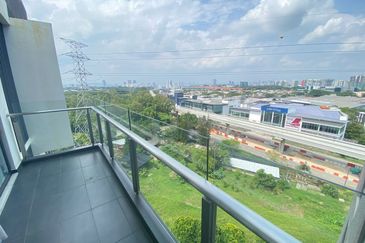 (GATED GUARDED)(BALCONY) Temasya Kasih Condominium, Glenmarie Shah Alam