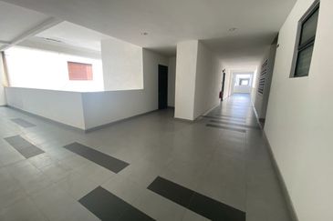 (GATED GUARDED)(BALCONY) Temasya Kasih Condominium, Glenmarie Shah Alam