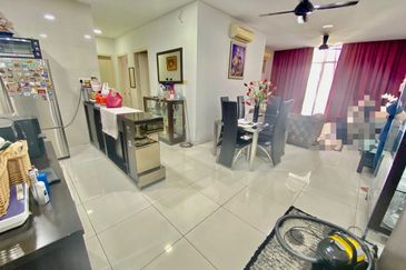 (GATED GUARDED)(BALCONY) Temasya Kasih Condominium, Glenmarie Shah Alam