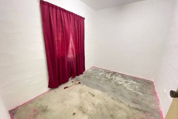 (LOWCOST) Flat Taman Puncak Kinrara 2 Puchong Selangor