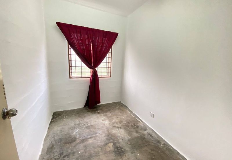 (LOWCOST) Flat Taman Puncak Kinrara 2 Puchong Selangor