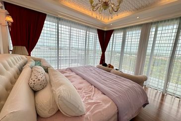 (PRIVATE ELEVATOR)(FULLY FURNISHED) Corner Lot 3.5 Storey Superlink Terrace With Private Elevator Duta Villa @ Setia Alam