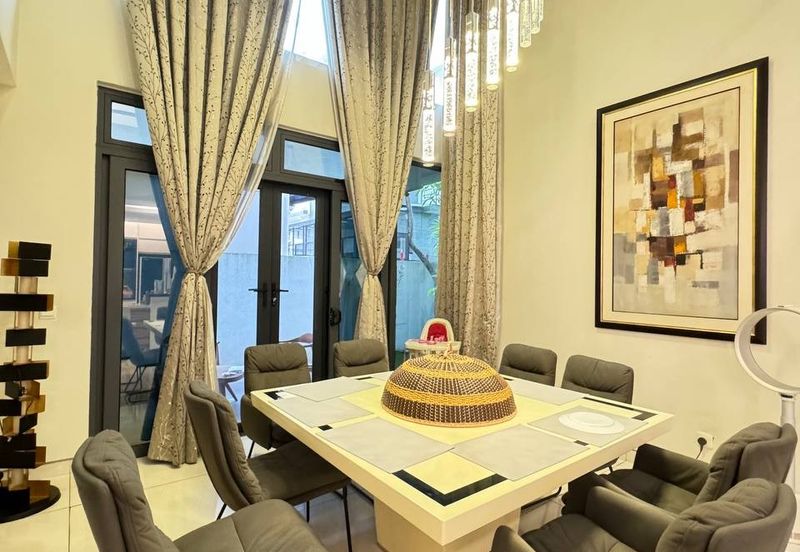 (RENOVATED) 3 Storey Bungalow @ Casabella, Kota Damansara PJ (Type D)