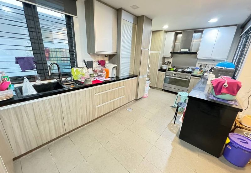 (RENOVATED) 3 Storey Bungalow @ Casabella, Kota Damansara PJ (Type D)