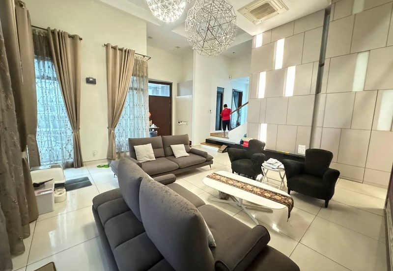 (RENOVATED) 3 Storey Bungalow @ Casabella, Kota Damansara PJ (Type D)