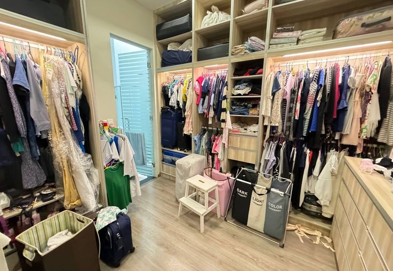 (RENOVATED) 3 Storey Bungalow @ Casabella, Kota Damansara PJ (Type D)