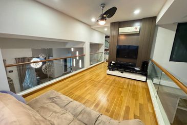 (RENOVATED) 3 Storey Bungalow @ Casabella, Kota Damansara PJ (Type D)