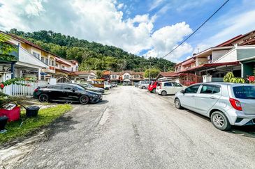 (BUMI LOT) Double Storey Terrace, Lorong Gugusan Alam, Bandar Puncak Alam