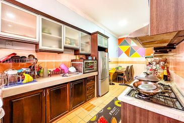 (RENOVATED) Single Storey Terrace Taman Ixora, Bandar Baru Salak Tinggi Sepang