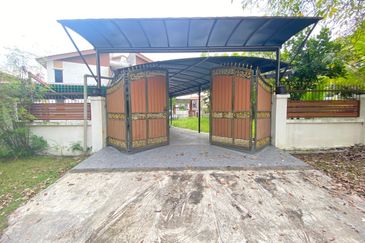 (GATED GUARDED) Corner Lot 2 Storey Terrace Setia Indah Setia Alam, Selangor